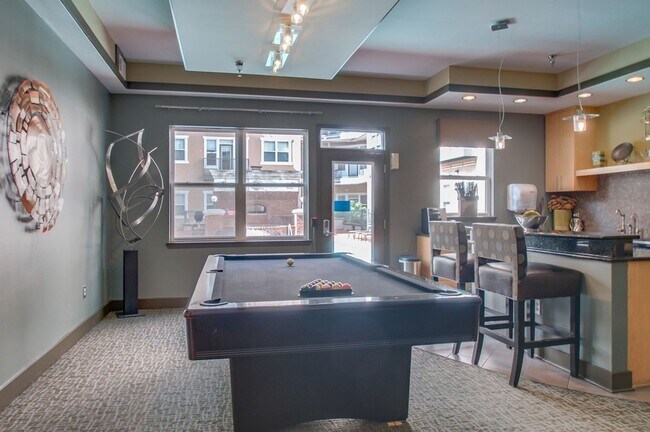 Building Photo - Awesome 1BE/1BA unit at Bristol West End!