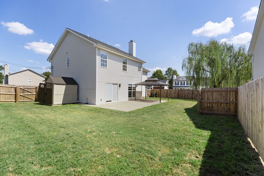 Building Photo - 2150 Blake Dr