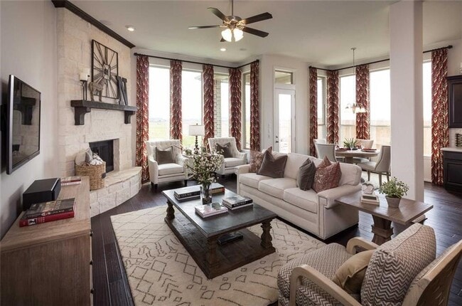 Building Photo - 7831 Lago River Ln