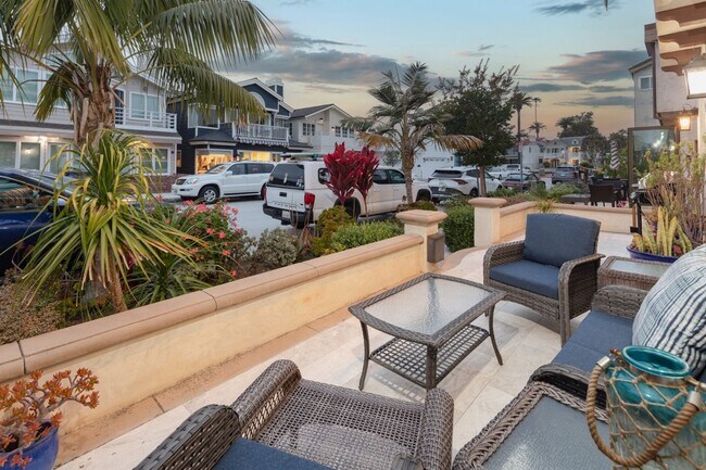 Building Photo - Newport Beach Balboa Peninsula Beach House with Rooftop Deck | Weekly & 30+ Night Stays
