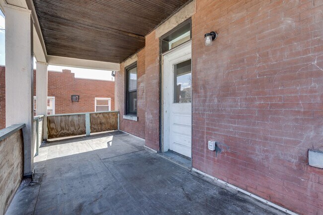 Building Photo - 750 Brownsville Rd