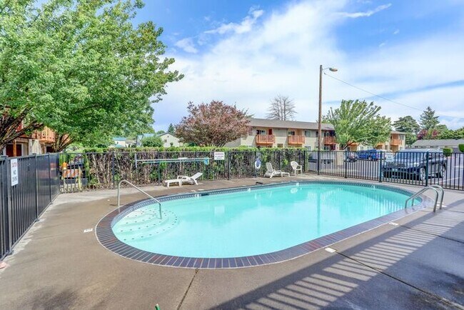 Building Photo - Cozy Studio Apartment — The Perfect Place to Call Home! Enjoy 1 Month FREE Rent!