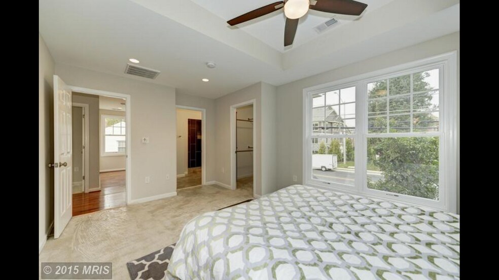 Building Photo - 2831 Cherry St