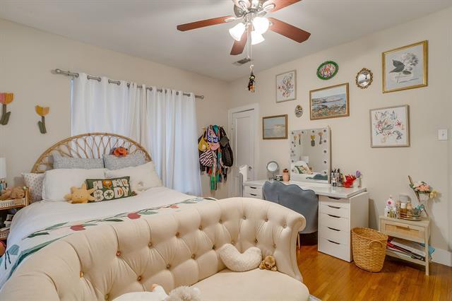 Building Photo - 2544 S University Dr