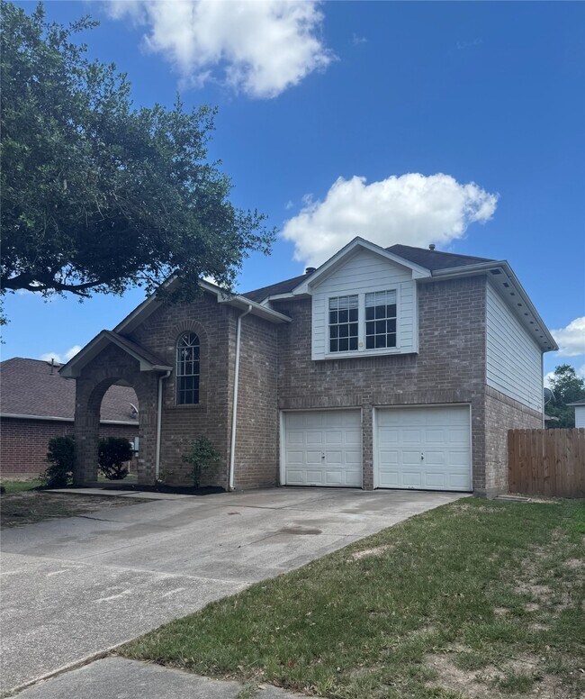 Building Photo - 6810 Creek Village Dr