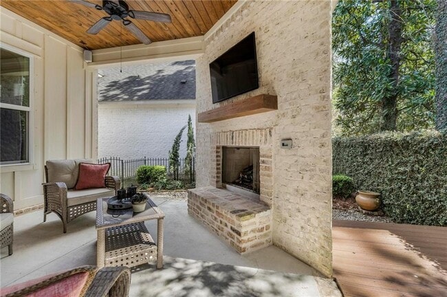 Building Photo - 5436 Rabbit Creek Dr