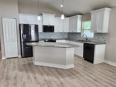 Building Photo - 12060 SE 89th Terrace