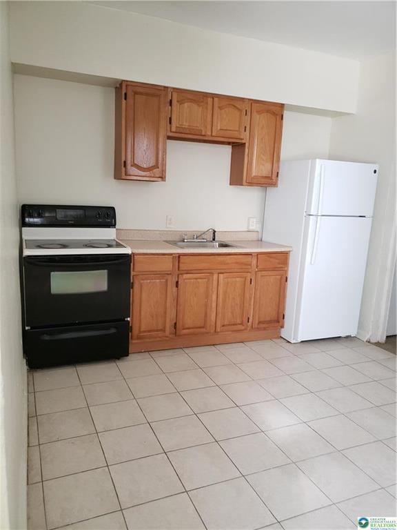 Building Photo - 718 W Chew St