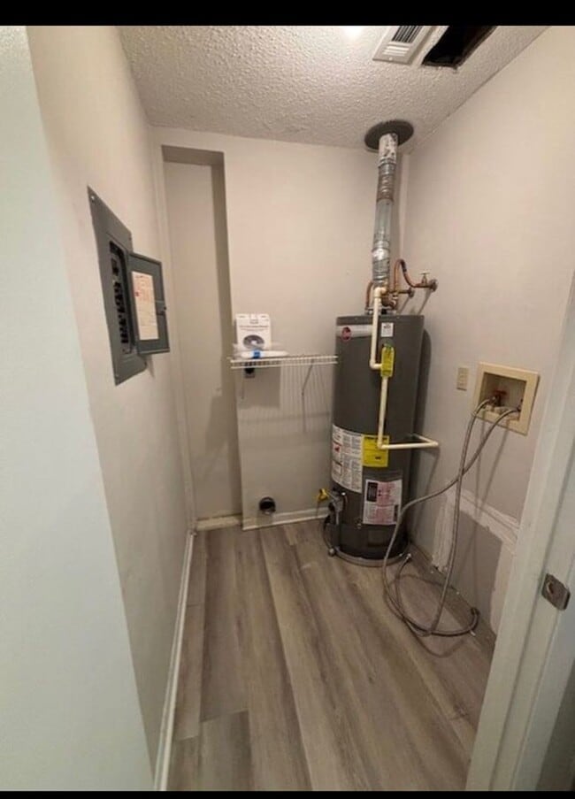 Building Photo - Affordable Living with Comfort & Convenience