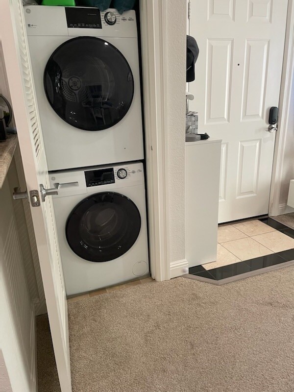 Building Photo - 2660 Somerset Park Cir