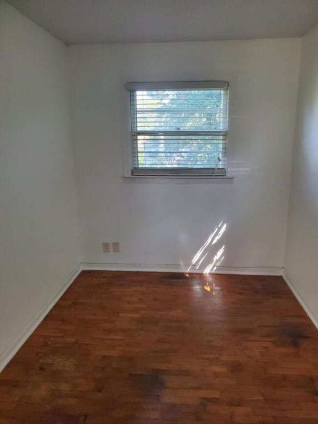 Building Photo - Cute 1 bedroom home in North East Springfield