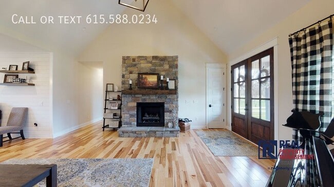 Building Photo - 2705 Warner Rd