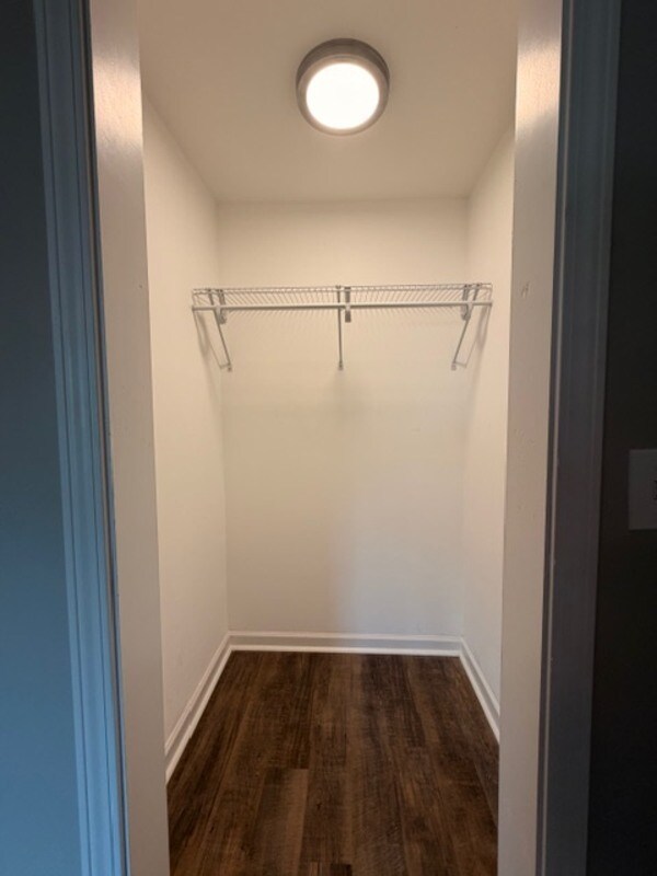 Building Photo - 5528 Cabot Ave