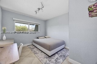 Building Photo - 6709 N Kendall Dr