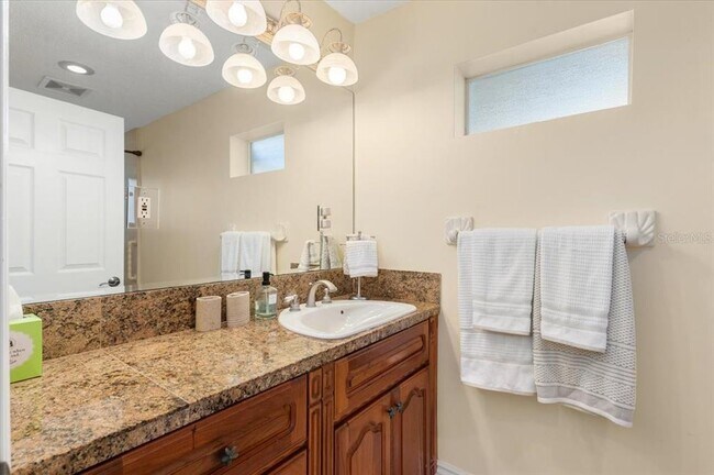 Building Photo - 1387 Moonmist Dr
