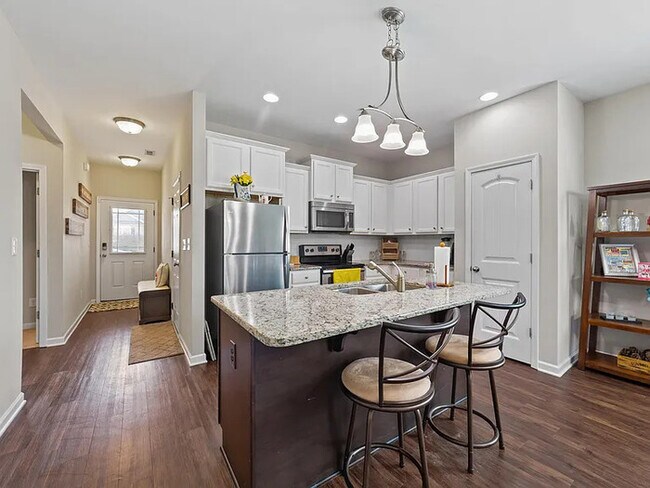 Building Photo - Earn Wealth While Leasing - Like a Homeowner - Lease to Own