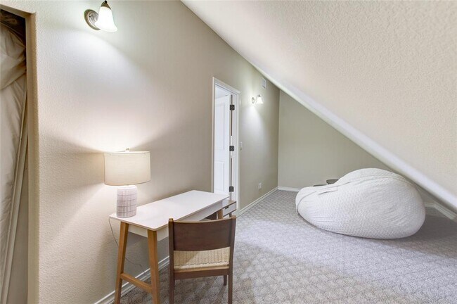 Building Photo - 224 Adams St