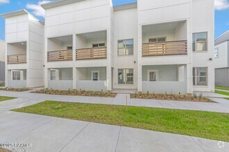 Building Photo - 116 Gadwall Dr