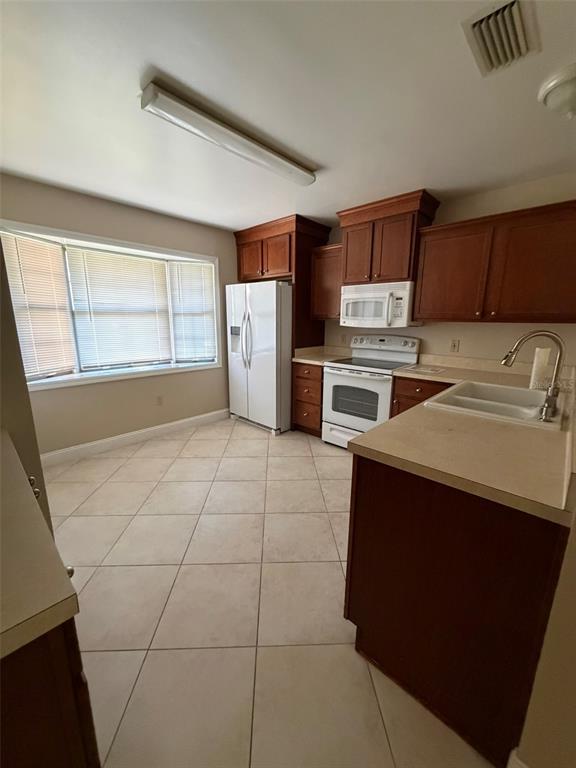 Building Photo - 1120 Monroe Ave