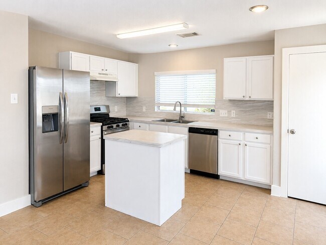 Building Photo - 1210 Verde Trails Dr