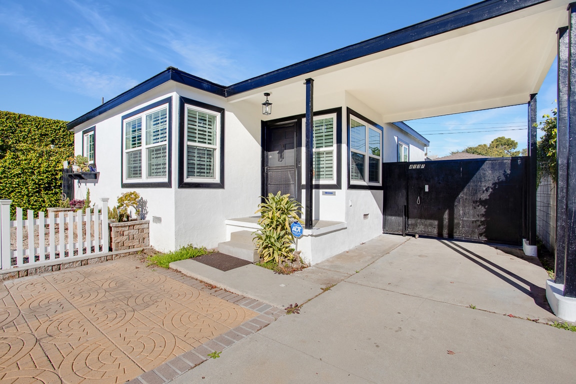 Building Photo - 4132 Beethoven St