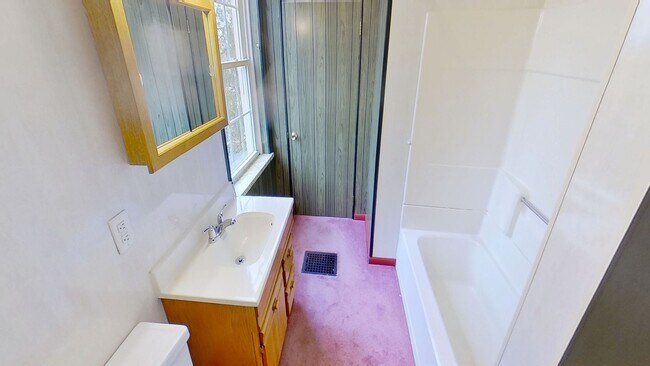 Building Photo - Cozy Single-Family Farmhouse with Rustic Character