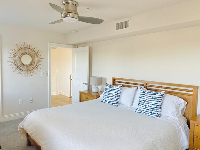 Building Photo - 3005 Strongs Dr