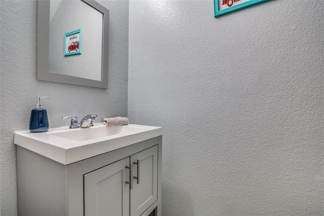 Building Photo - 414 Plum Dr