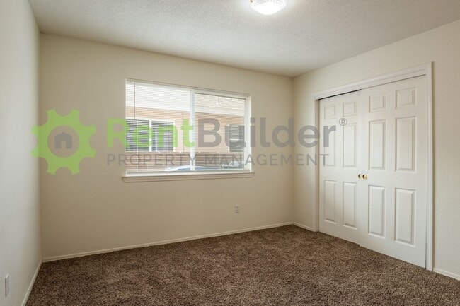Building Photo - CALL US TODAY AT (505) 808-6467 TO SCHEDUL...