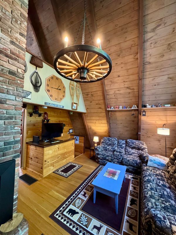 Building Photo - 41 Millers