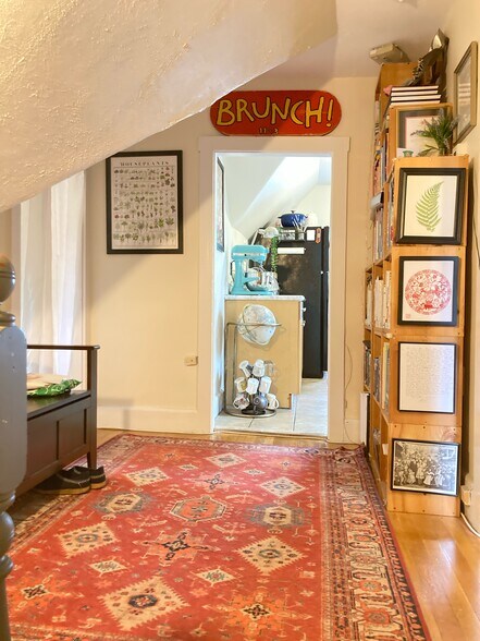 Building Photo - 386 Highland Ave