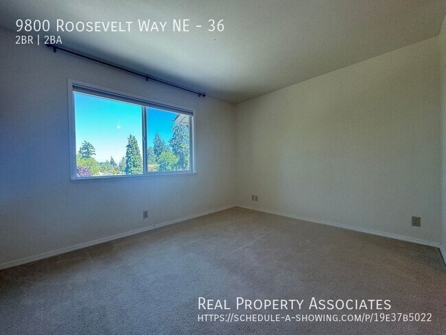 Building Photo - 9800 Roosevelt Way NE