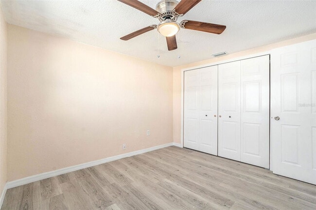 Building Photo - 7321 Parrot Dr