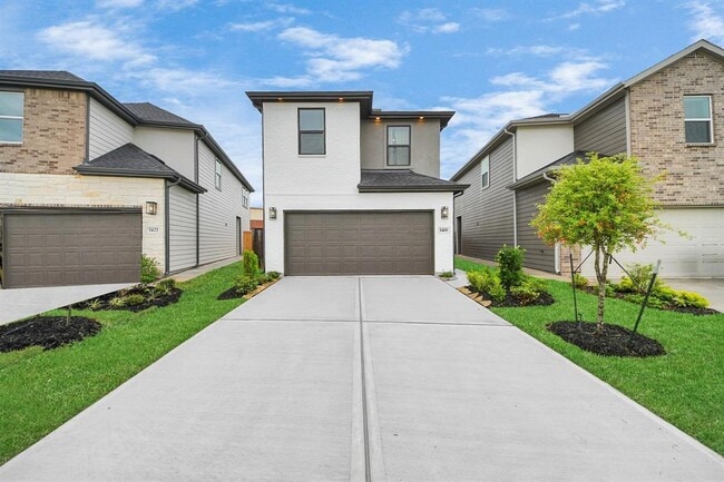 Building Photo - 1418 Revolution Way