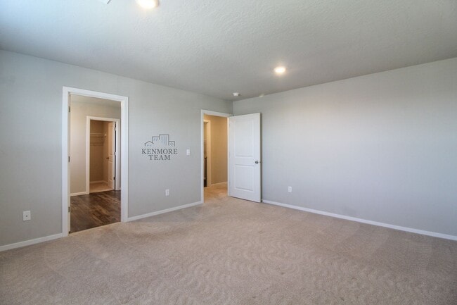 Building Photo - 7982 Ranchland Ln