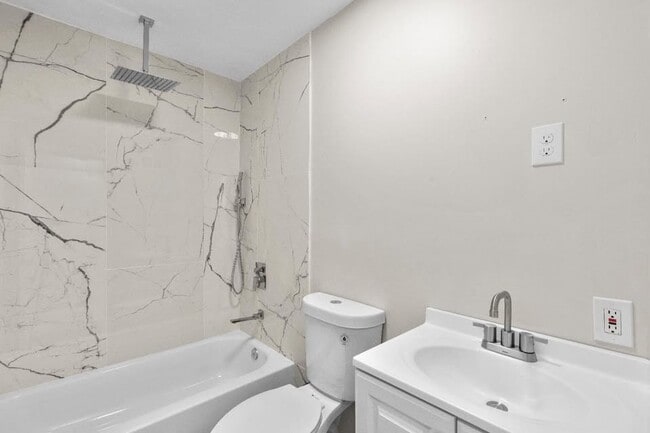 Building Photo - 139 N Montford Ave