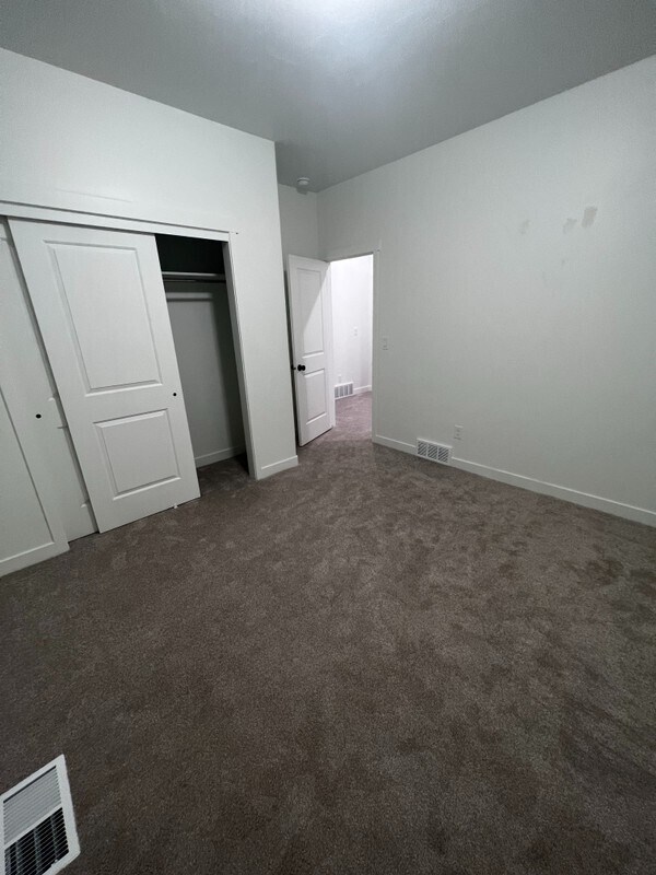 Building Photo - 539 S 890 W