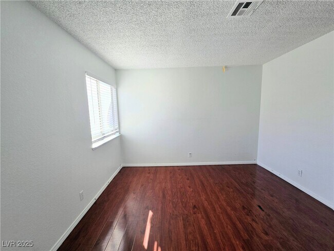 Building Photo - 5797 Cedar Ave