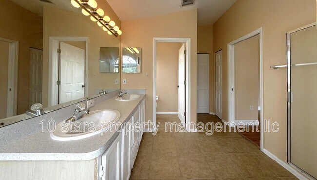 Building Photo - 1647 Gray Bark Dr