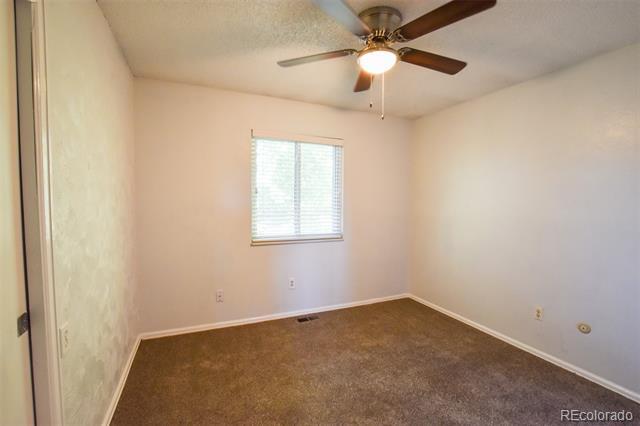 Building Photo - 4925 Hackamore Dr N