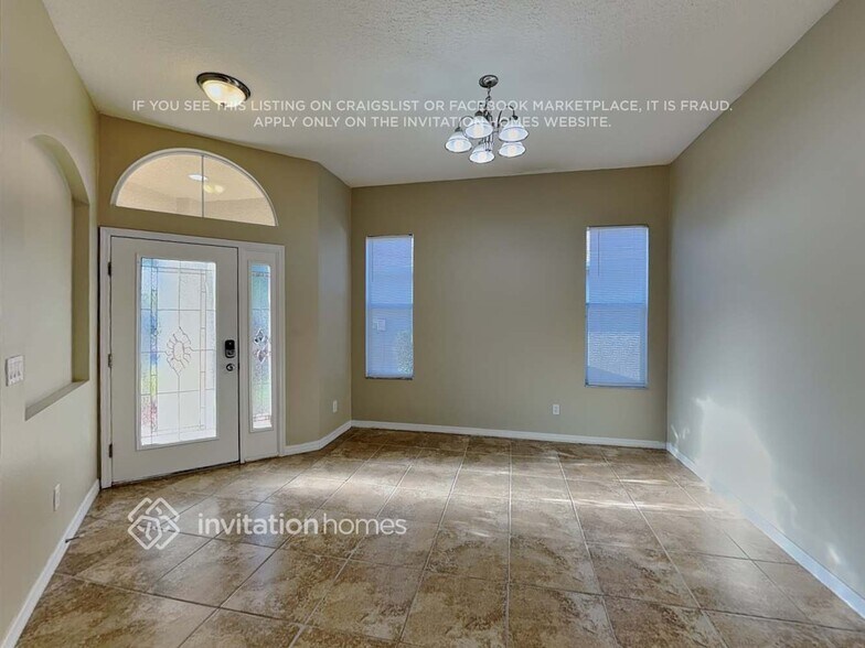 Building Photo - 2325 125th Dr E