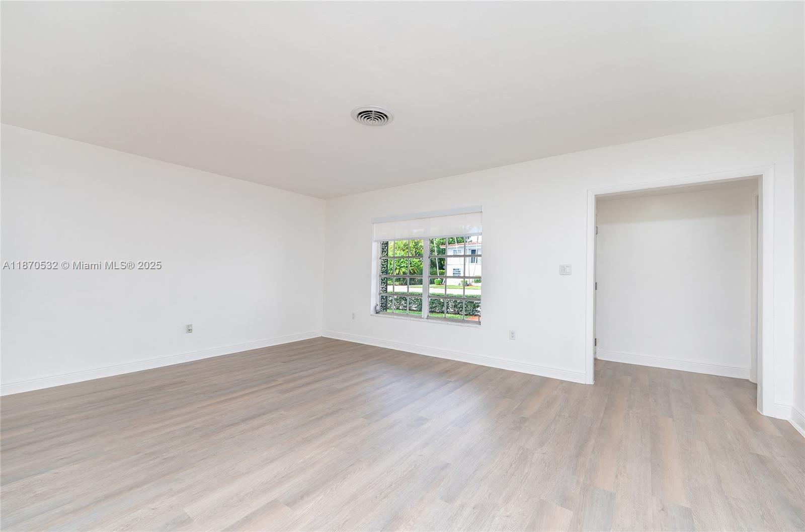 Building Photo - 3091 S Le Jeune Rd