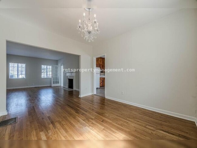 Building Photo - 1977 N Decatur Rd