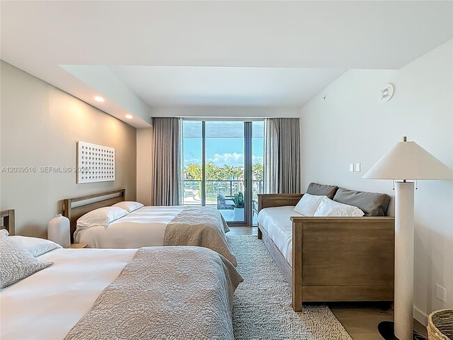 Building Photo - 350 Ocean Dr