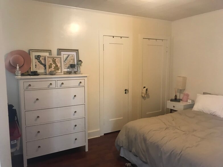 Bedroom has 2 closets - 1236 10th St