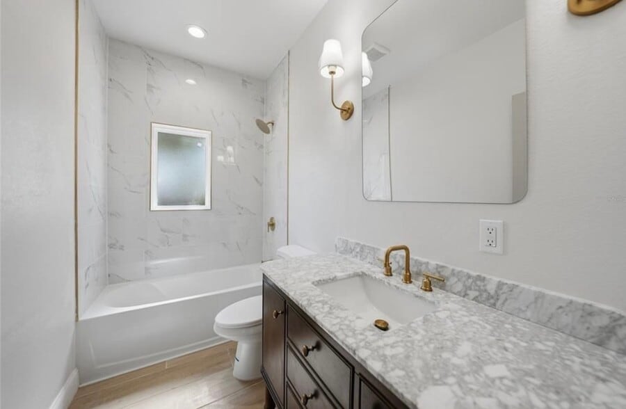 Building Photo - 3320 Palm Dr