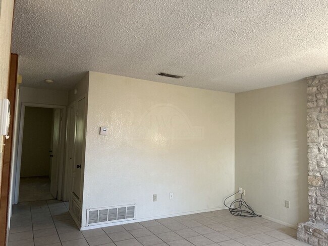 Building Photo - 4111 Water St