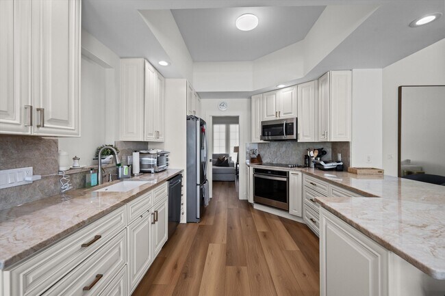 Building Photo - 2057 Futana Way