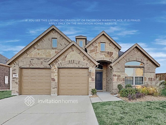 Building Photo - 905 McLynn Ct