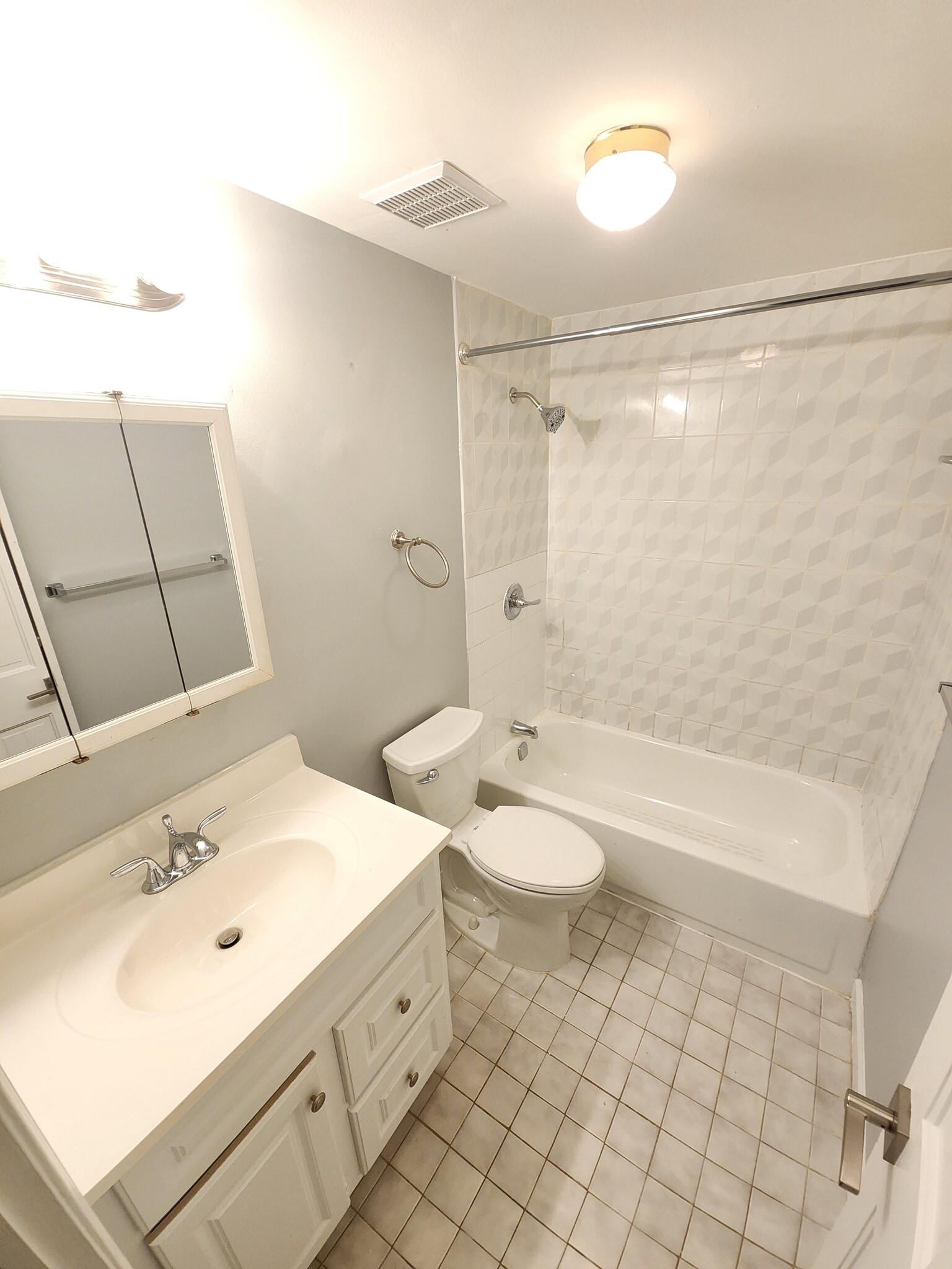 Building Photo - 930 E Passyunk Ave
